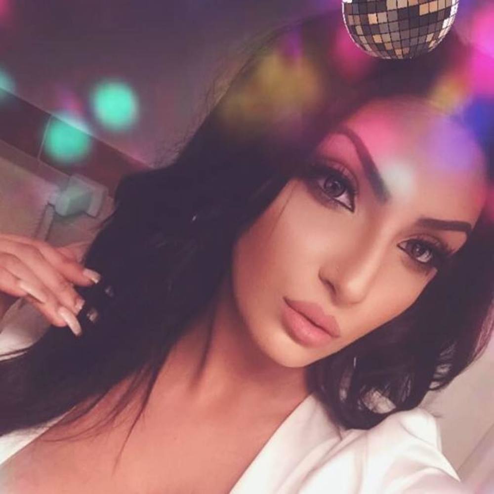 Meet your Posher, Xena